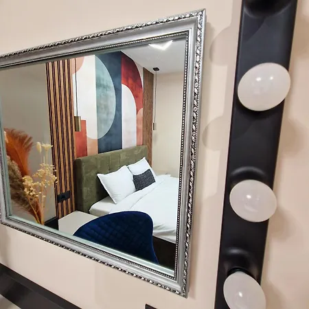 아파트 By The Pool #7